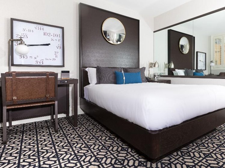DOUBLE ONE BED Room