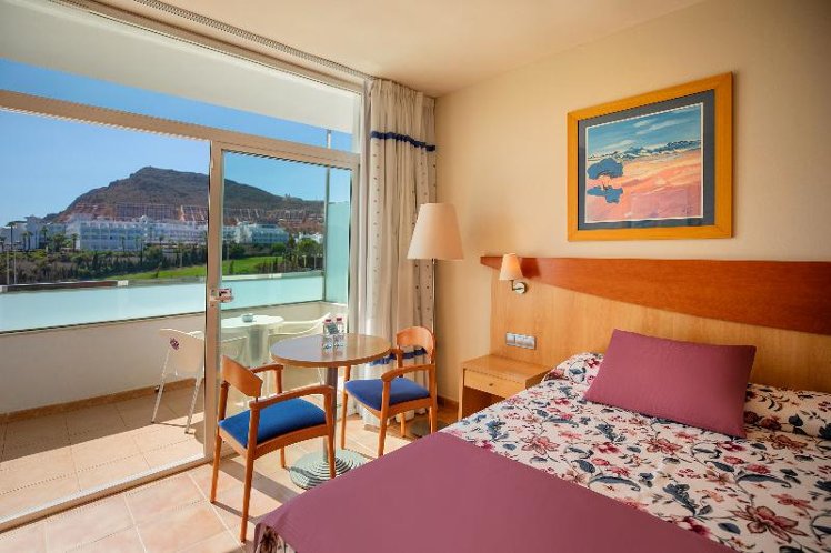 TWIN STANDARD Room