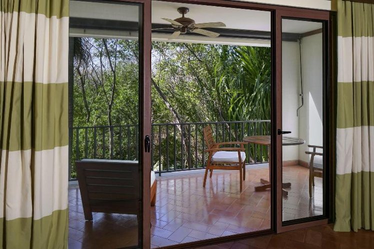 Room DELUXE GARDEN VIEW Room