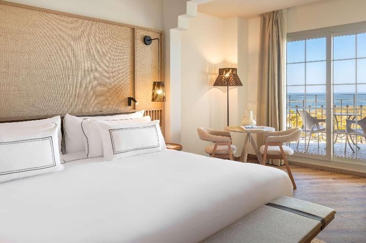 DOUBLE PREMIUM SEA VIEW Room