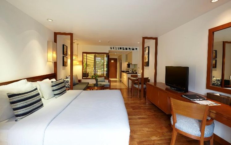STUDIO PREMIER Room