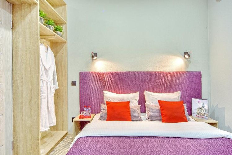 DOUBLE ECONOMY Room