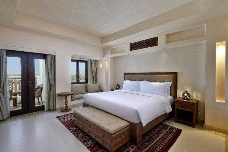 DOUBLE DELUXE WITH VIEWS Room