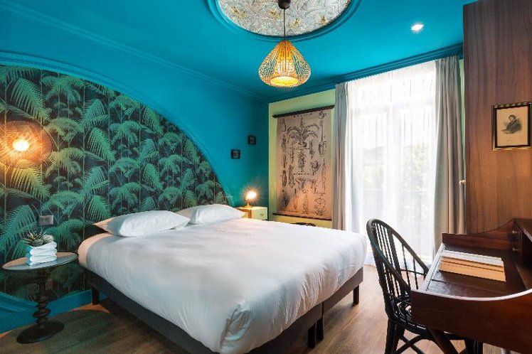 DOUBLE STANDARD Room