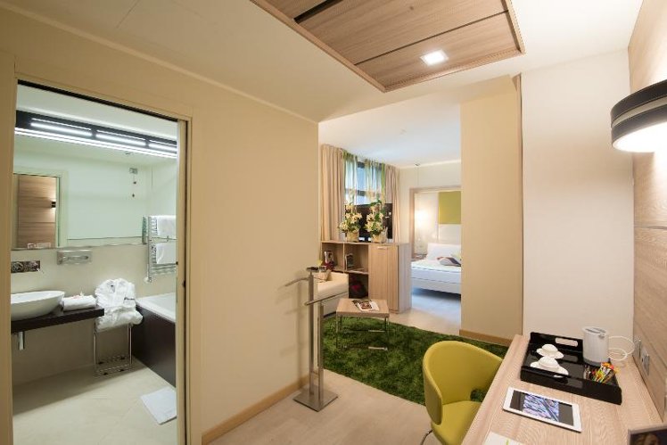 SUITE CAPACITY 1 Room