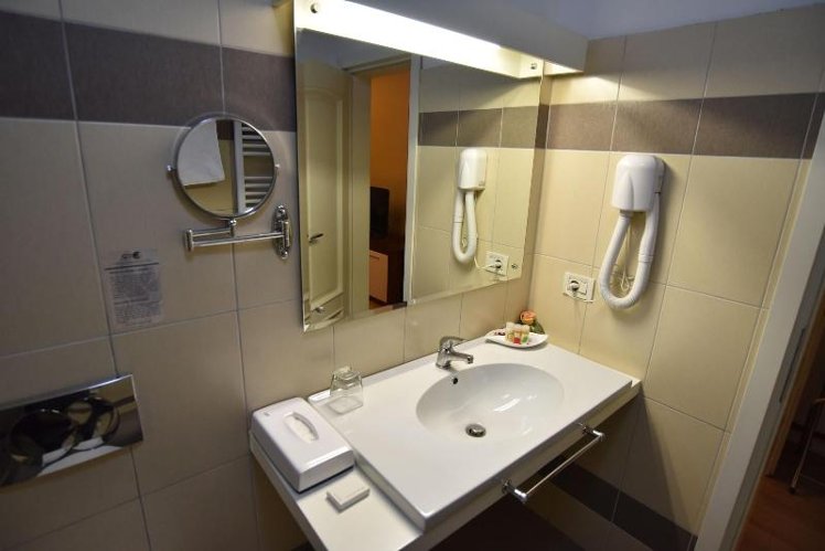 Sokrat Hotel