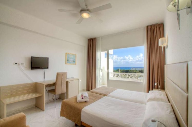 Double or Twin WITH BALCONY Room