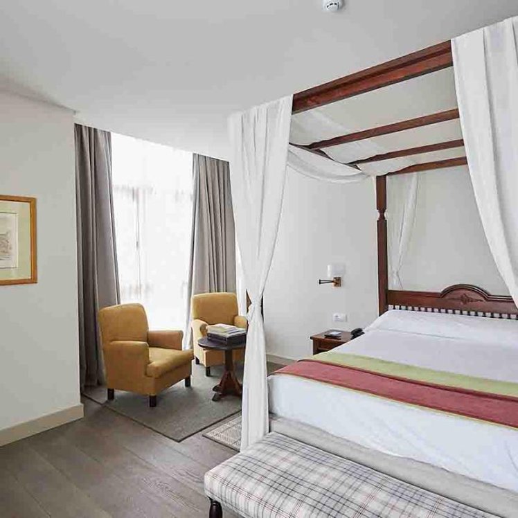 DOUBLE SUPERIOR Room