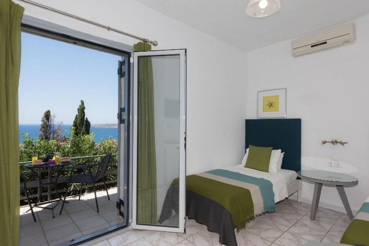 SINGLE STANDARD Room