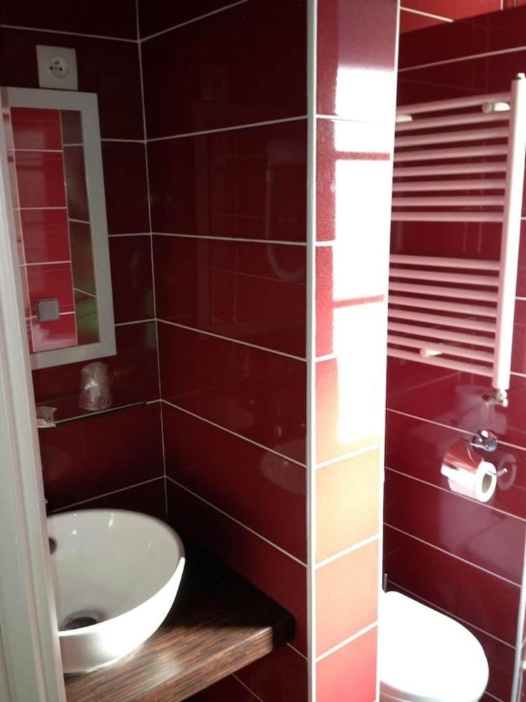 SINGLE STANDARD Room