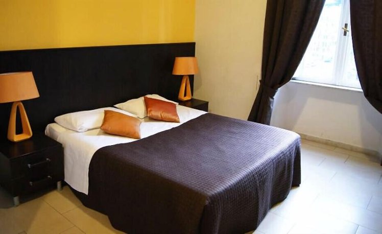 SINGLE STANDARD Room
