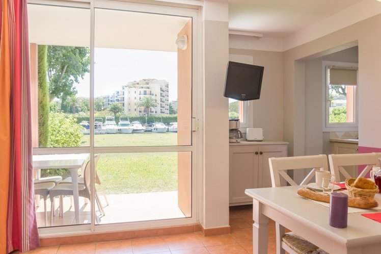 APARTMENT CAPACITY 5 Room