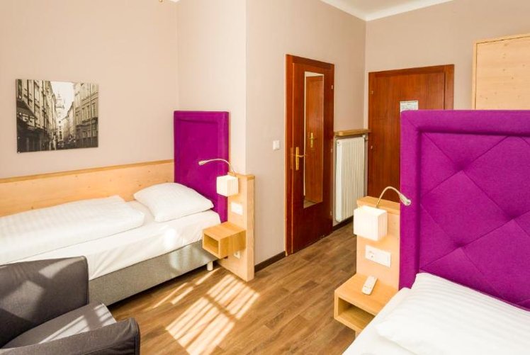 TWIN STANDARD Room