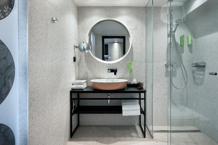 DOUBLE STANDARD Room