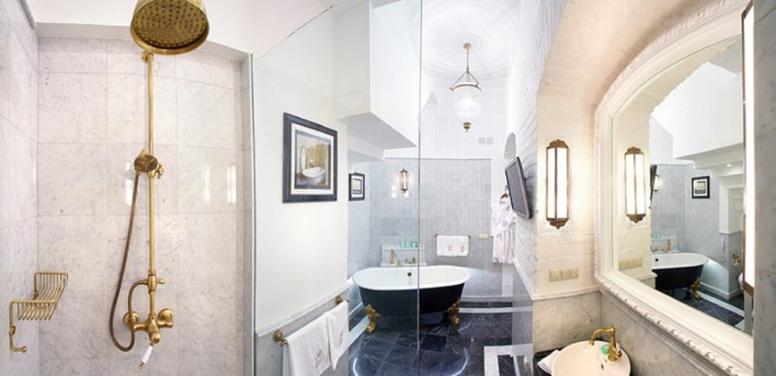 SUITE LUXURY Room