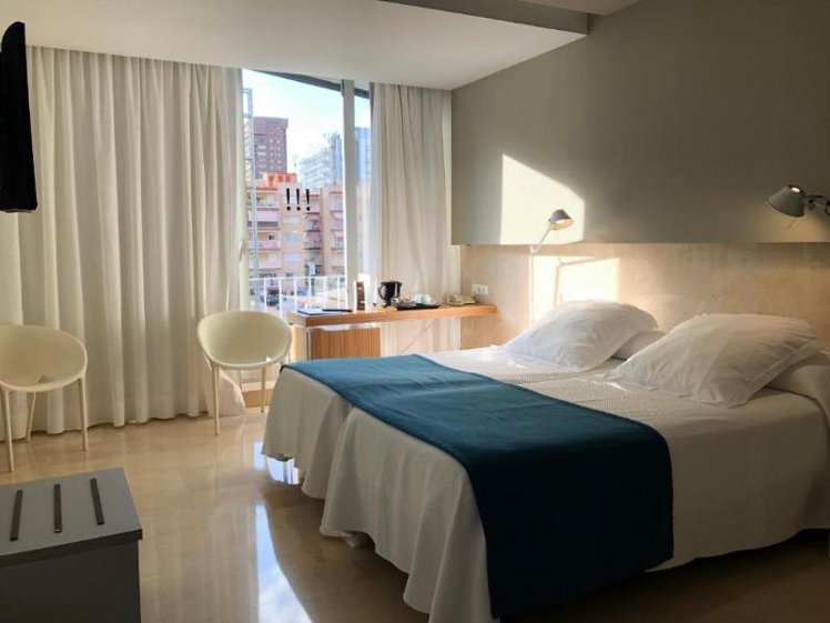 DOUBLE STANDARD Room