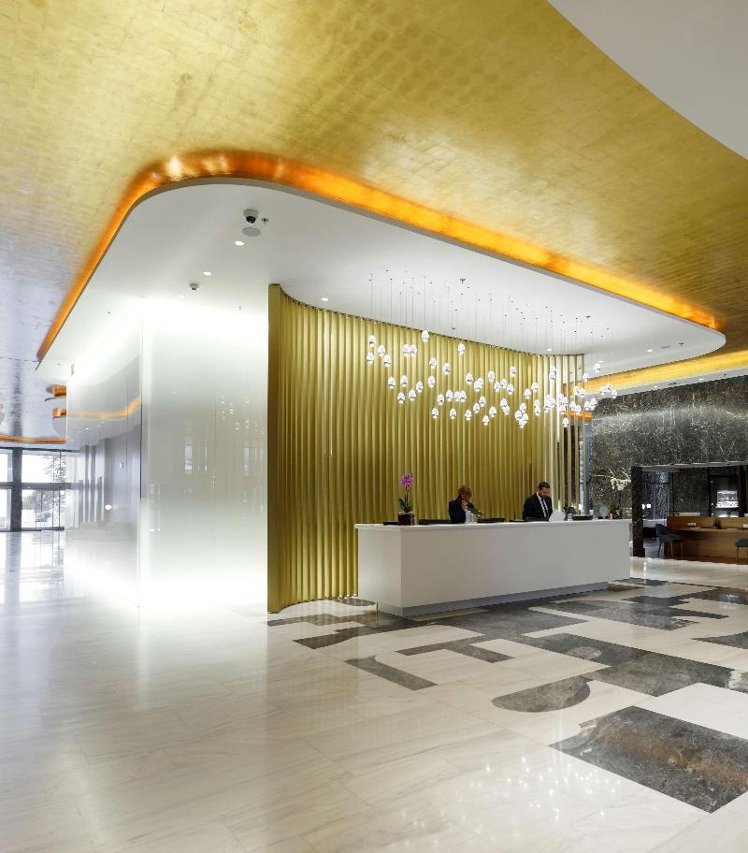 Makedonia Palace