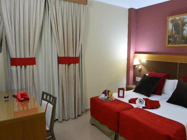 DOUBLE SINGLE USE STANDARD Room