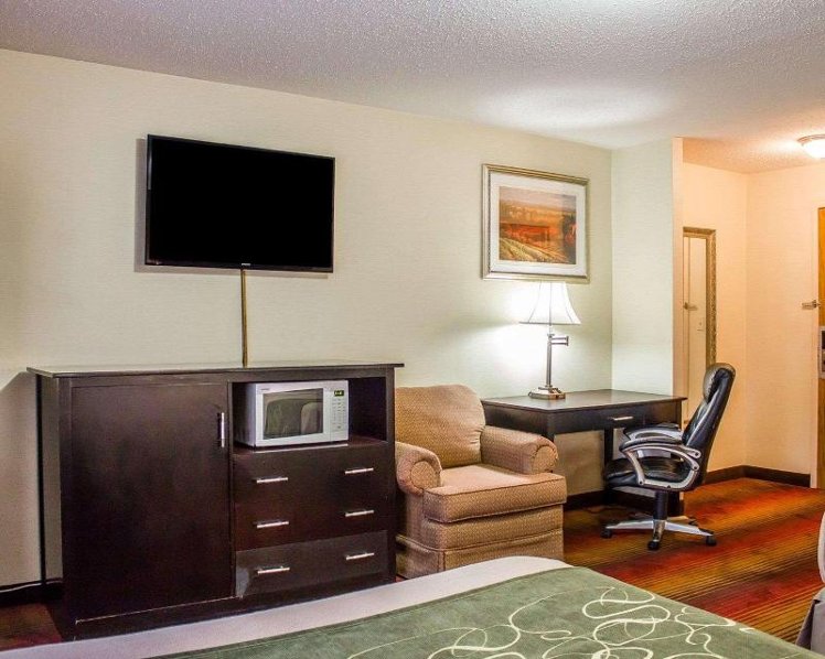 DOUBLE TWO DOUBLE BEDS NON SMOKING Room