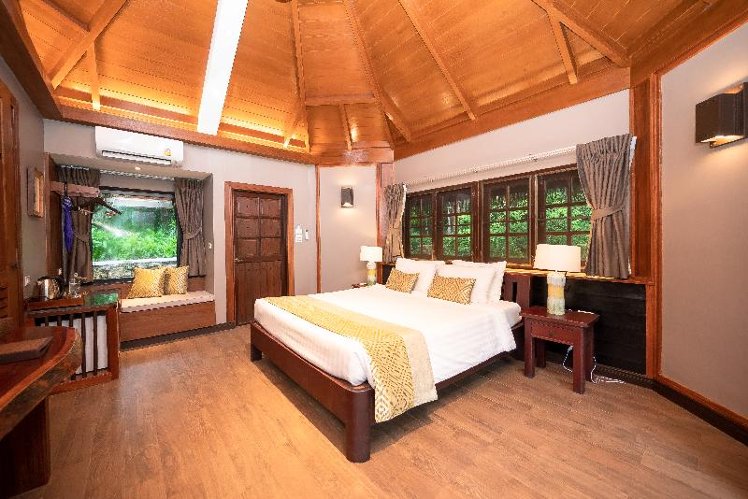 DOUBLE SUPERIOR Room