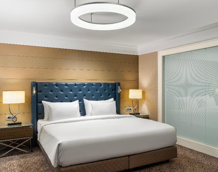 SUITE CITY VIEW Room