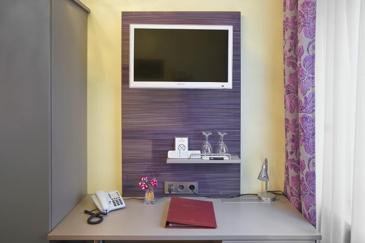 SINGLE COMFORT Room