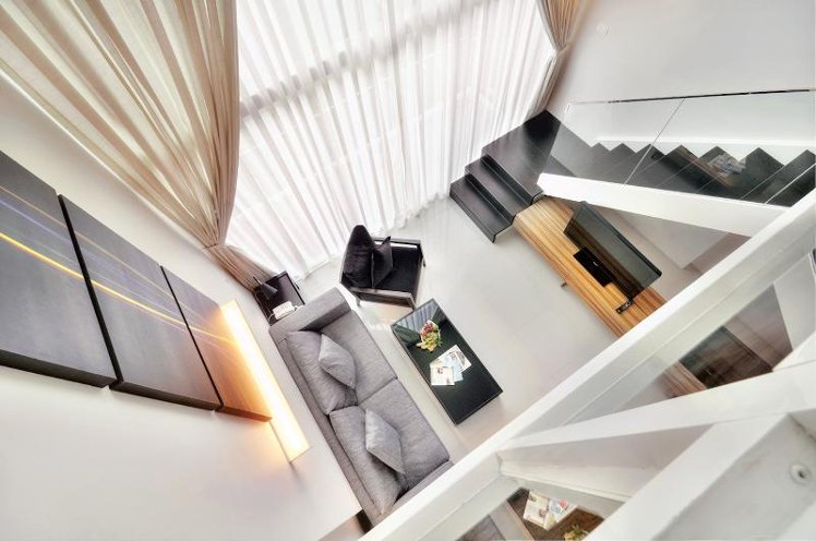 Double or Twin DUPLEX Room