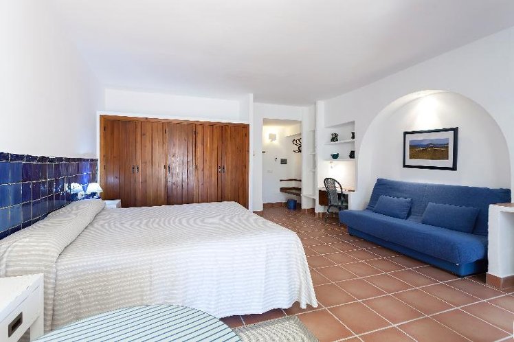 DOUBLE SINGLE USE STANDARD Room