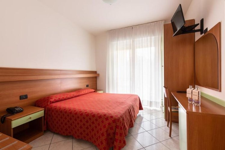 DOUBLE STANDARD Room