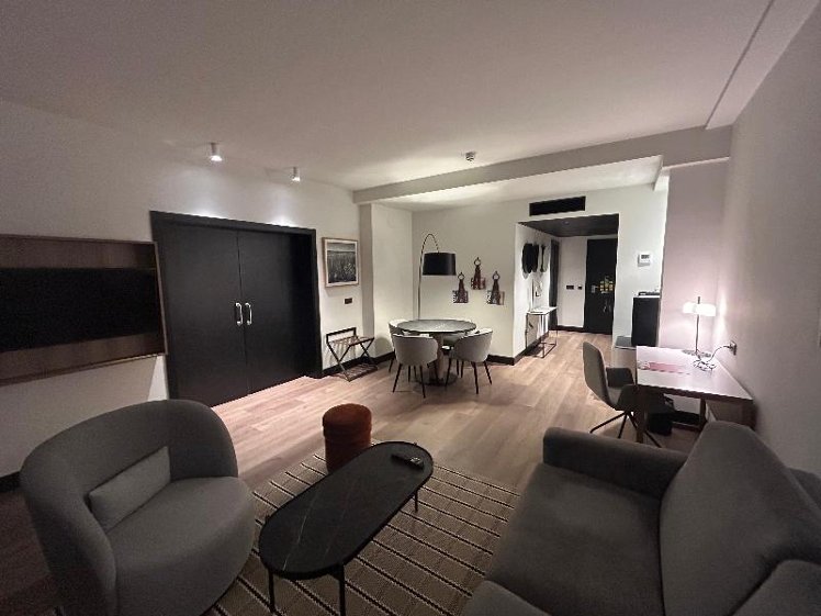 DOUBLE SUPERIOR Room