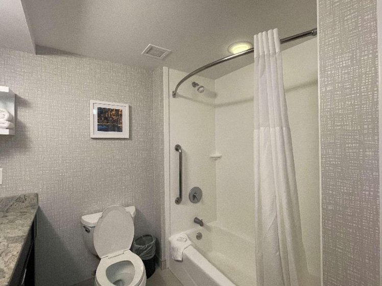 DOUBLE TWO QUEEN BEDS Room