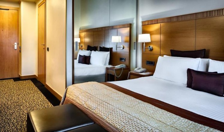DOUBLE BUSINESS Room