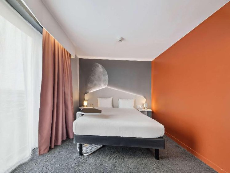 JUNIOR SUITE STANDARD Room