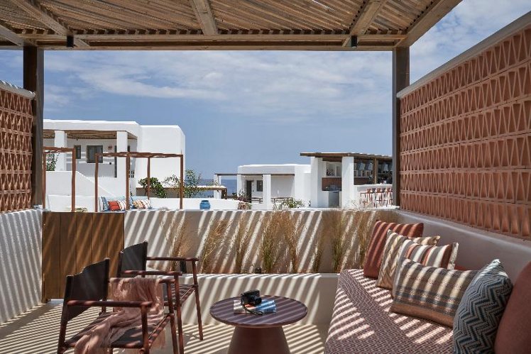 SUITE POOL VIEW Room