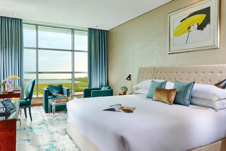 DOUBLE DELUXE LAKE VIEW Room