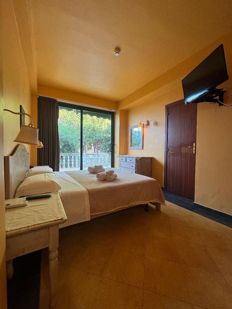 QUADRUPLE SEA VIEW WITH BALCONY Room