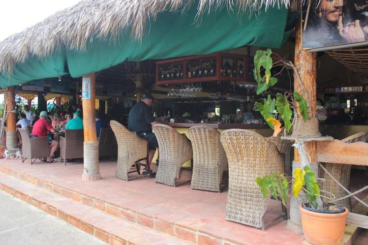 Bar
