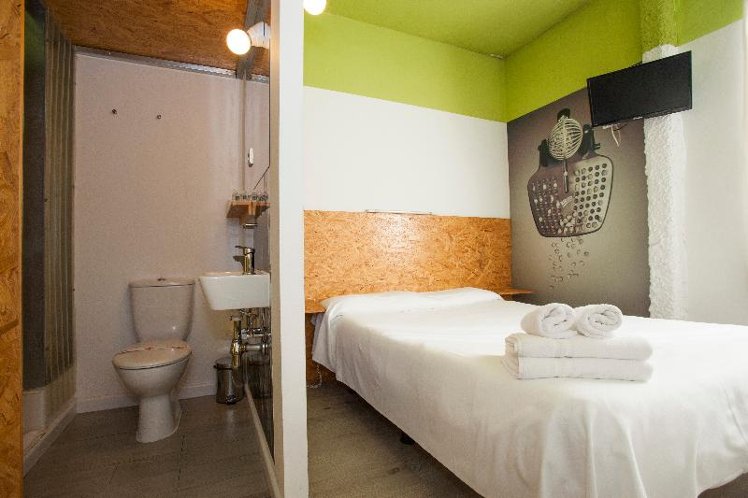 DOUBLE STANDARD Room
