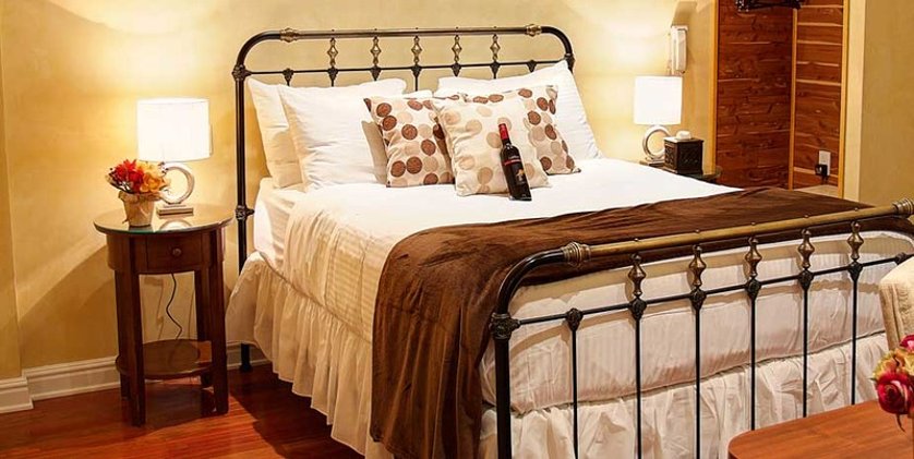 DOUBLE STANDARD Room