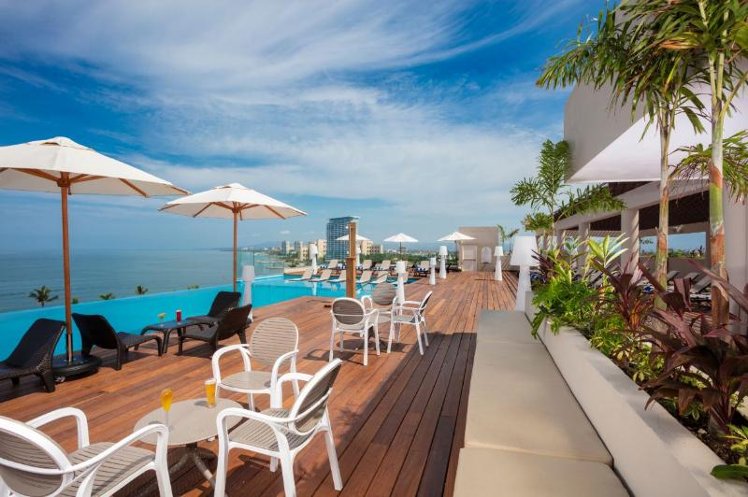 Crown Paradise Golden All Inclusive