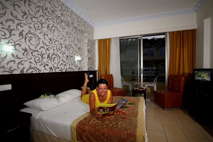 DOUBLE STANDARD Room