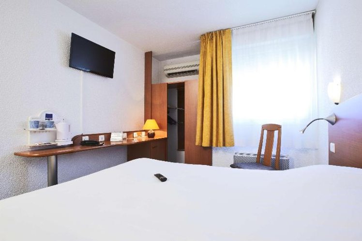 DOUBLE STANDARD Room