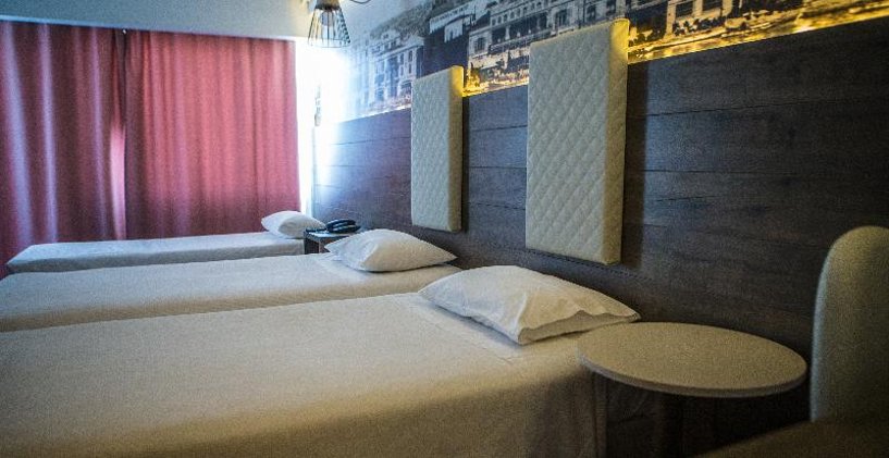 TRIPLE STANDARD Room