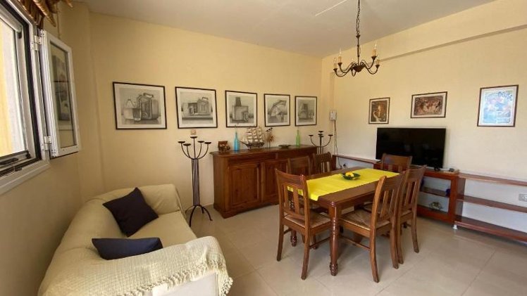 HOME GARDEN VIEW Room