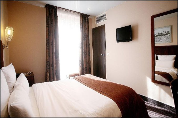 SINGLE STANDARD Room