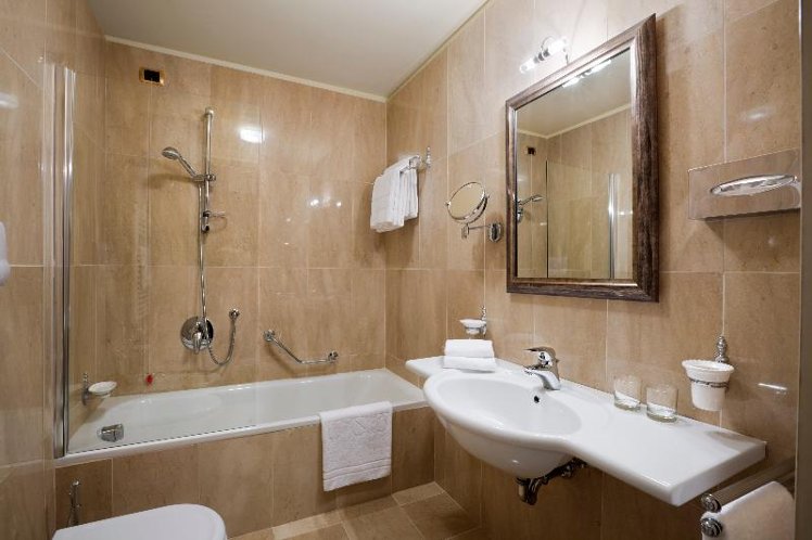 TWIN CLASSIC Room