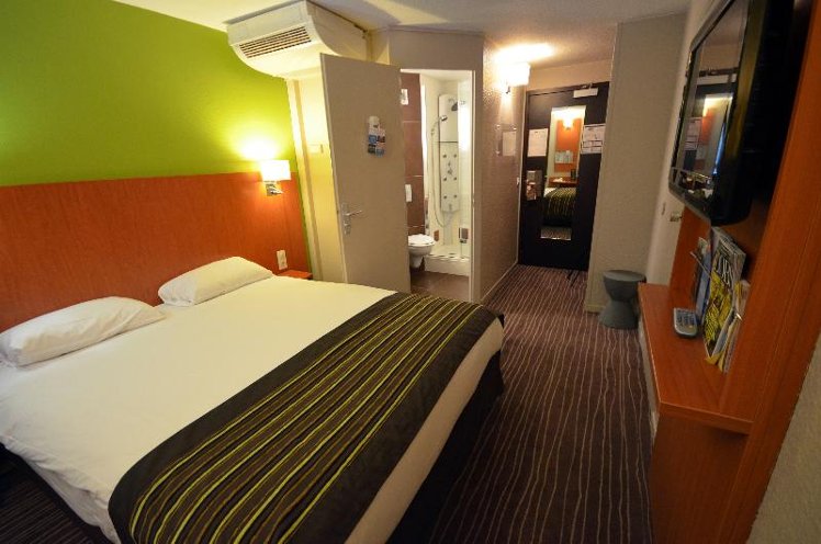 DOUBLE STANDARD Room