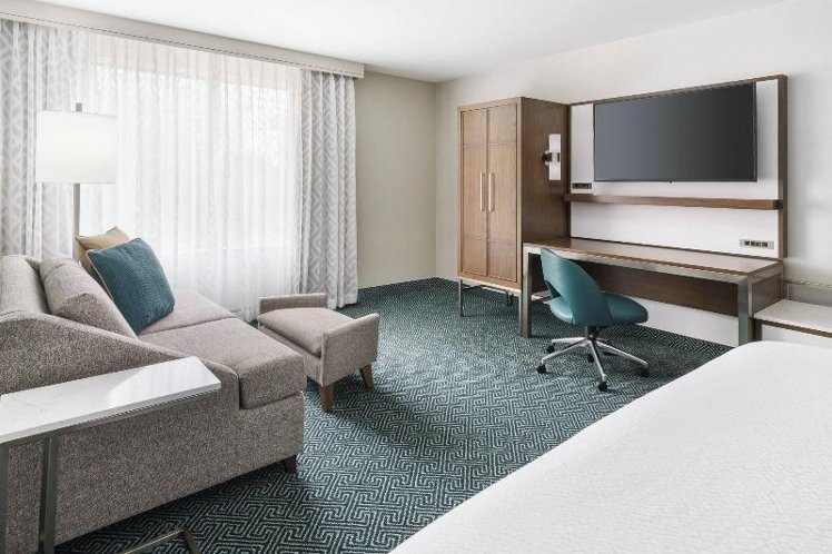 DOUBLE KING SIZE BED Room