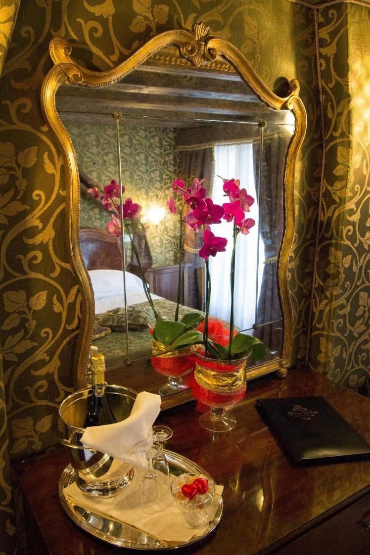 DOUBLE CLASSIC Room