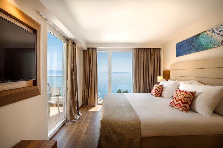 JUNIOR SUITE SEA VIEW WITH BALCONY Room